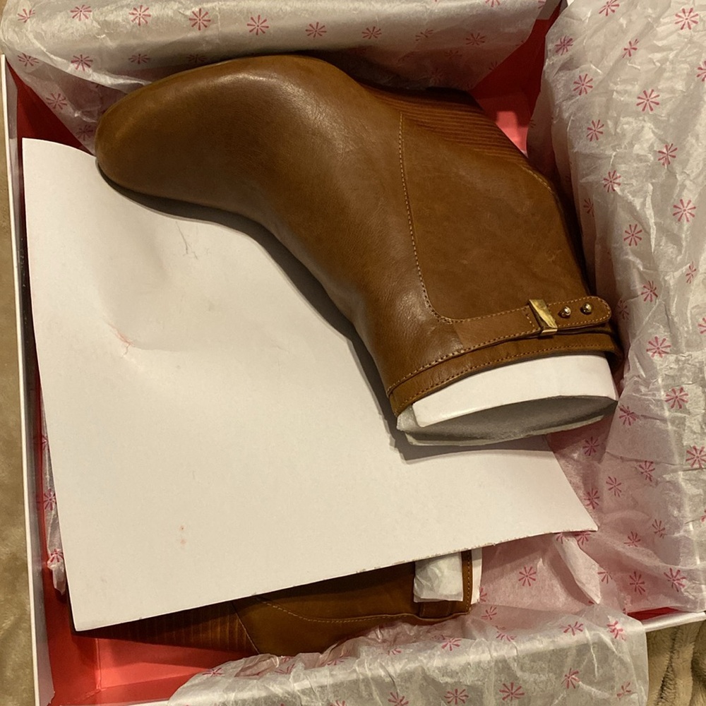 Isaac Mizrahi Vicky Leather Wedge Ankle Boot / Bootie NEW - Picture 8 of 9